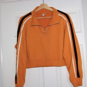 Crop mustard sweater 🍂